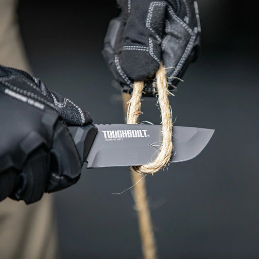 سكين تيتانيوم احترافي للبر من TOUGHBUILT